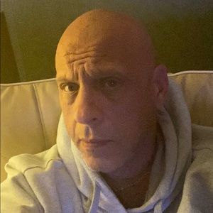 Meet your Posher, Pat